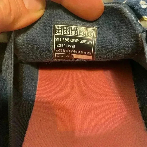 Bobs B Cute Dot Dot Dot Navy slip on shoes size 8.5 - Picture 5 of 8